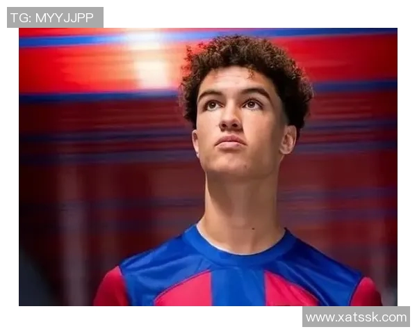 足球场上闪耀的雀斑宝宝球星 未来之星崭露头角引发热议