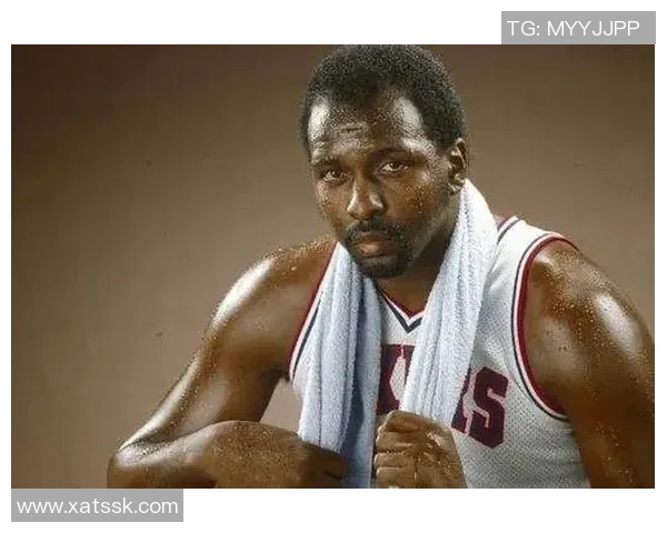 足球球星展示隐藏才艺弹钢琴视频引发虎扑球迷热烈讨论